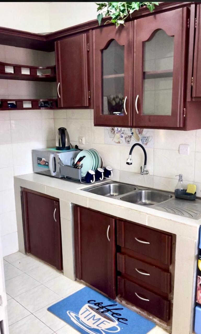 Beulah Land Guest Home ยาอุนเด ภายนอก รูปภาพ